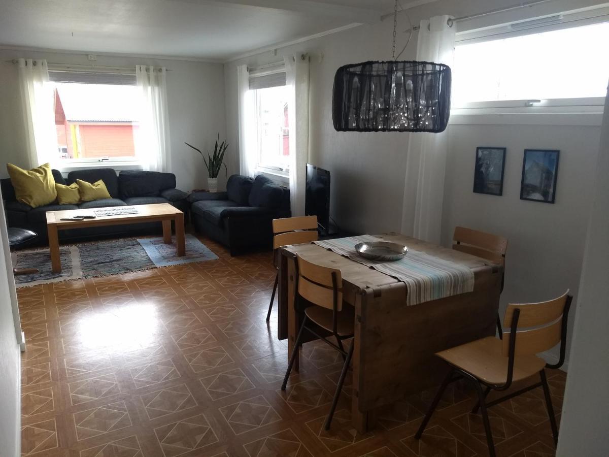 Apartament 43 Oscarsgate Vadsø Zewnętrze zdjęcie